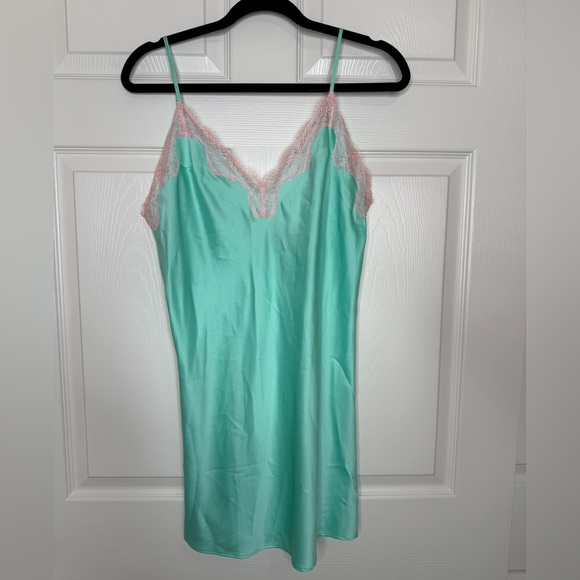 NWT Victoria's Secret Satin Lace Trim Mini Slip Dress Size M Green Pink Lingerie - Picture 1 of 8